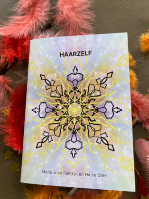 Godinnenboekje: Haarzelf